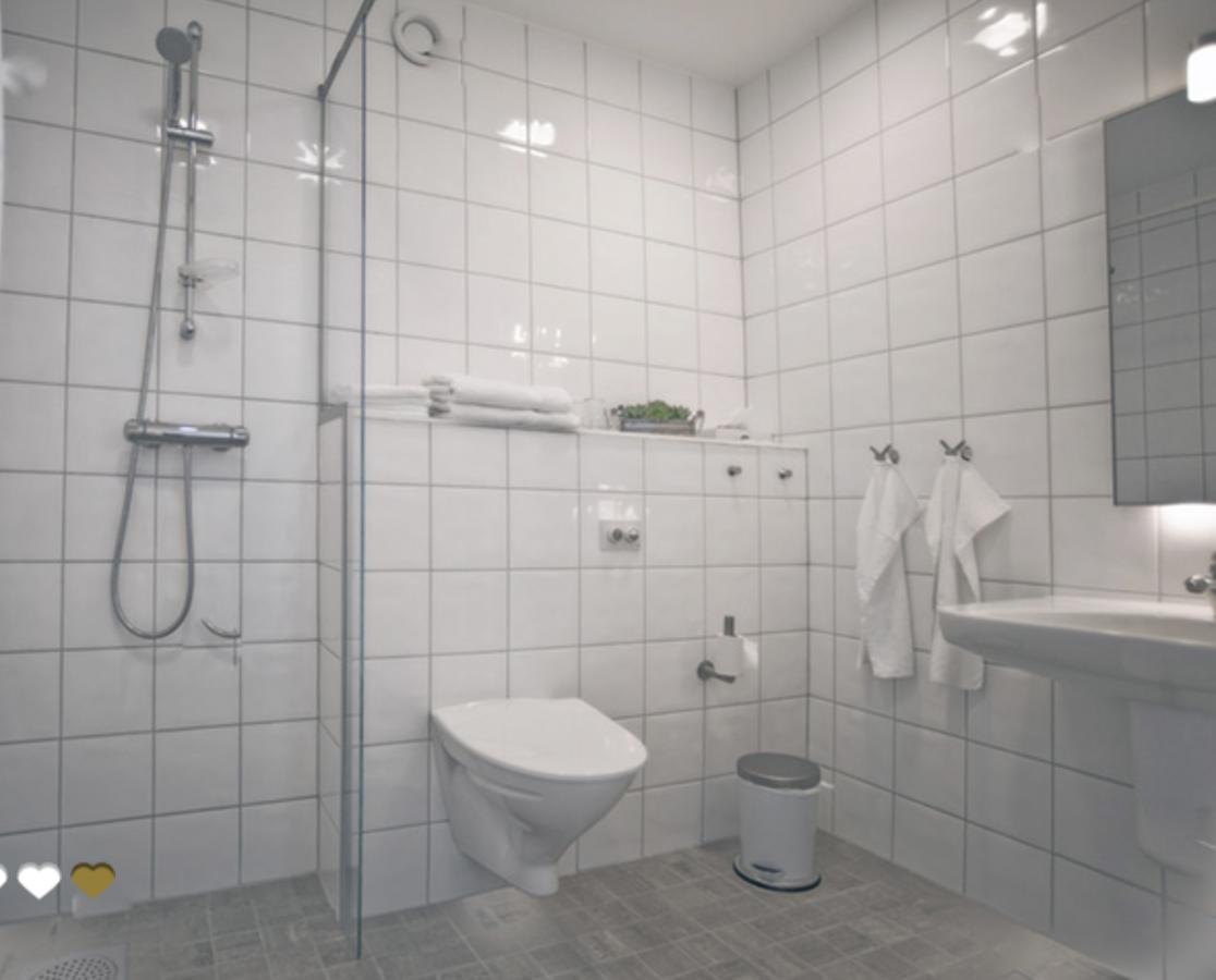 Lotshotellet Karingon Exterior foto